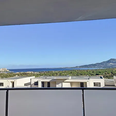 T2 Charmant Avec Piscine, Terrasse Et Garage - Calvi - Fr-1-719-16 * Calvi (Corsica)